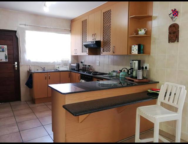 3 BEDROOM CLUSTER FOR SALE IN NORTH RIDING